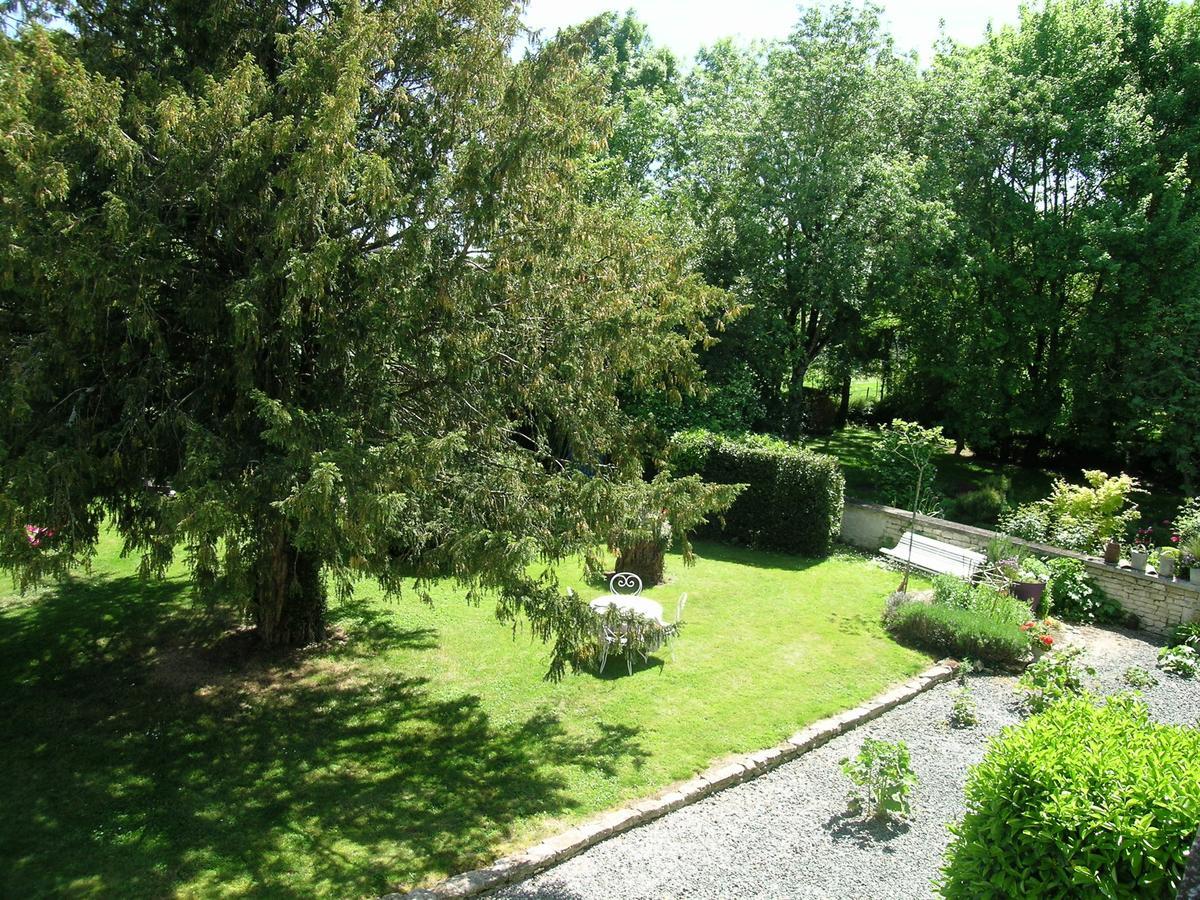 Bed and Breakfast Les 2 Madeleine Saint-Saturnin-du-Bois Экстерьер фото